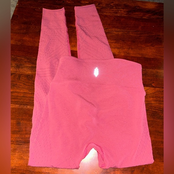 Free People Movement Laser Cut Out Activewear Leggings - Picture 3 of 3